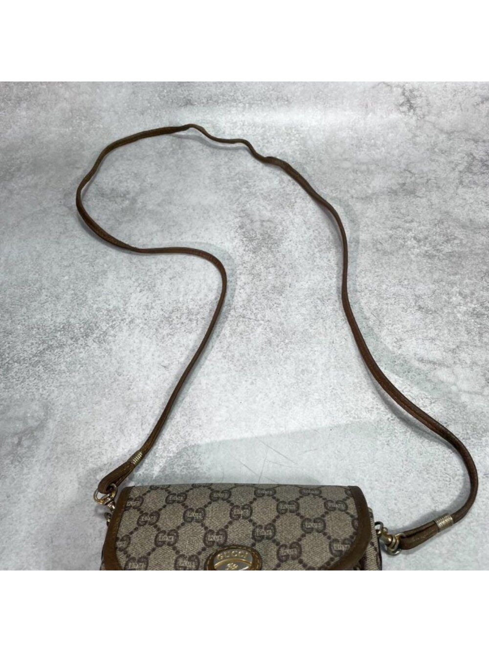 Gucci GG Shoulder Bag Brown Beige Leather - Picture 4 of 10